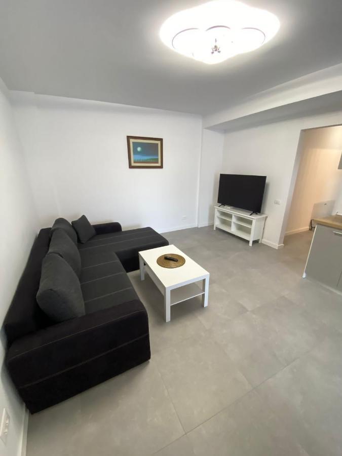 Catedral Apartment Bucharest Luaran gambar