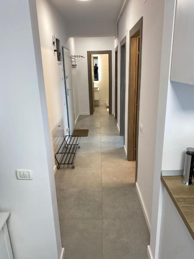 Catedral Apartment Bucharest Luaran gambar