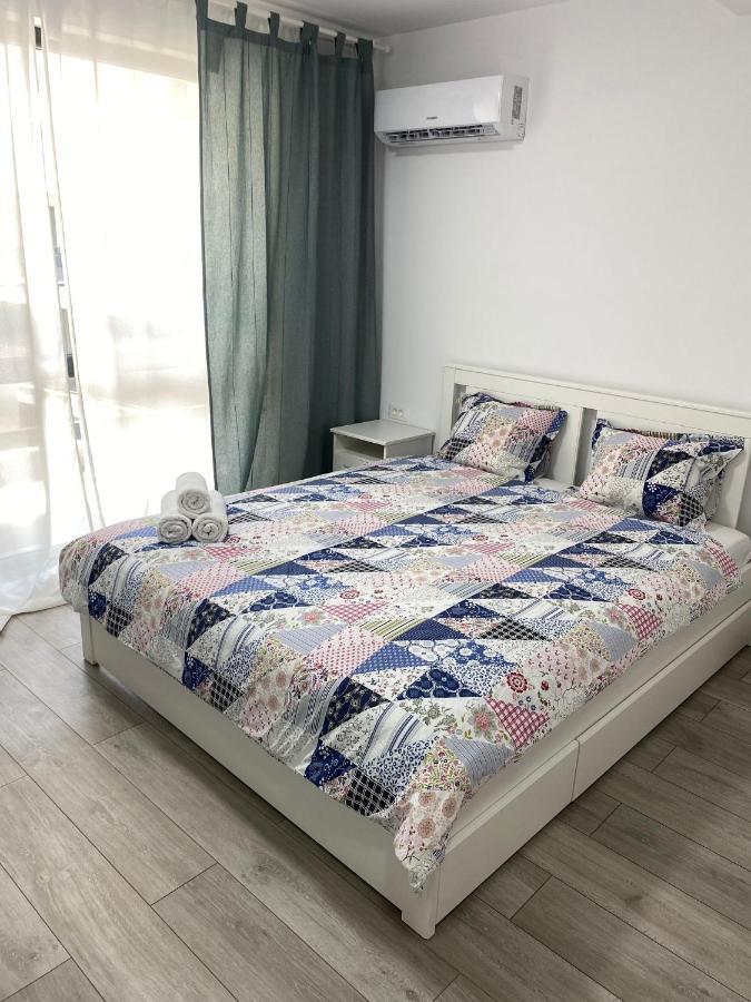 Catedral Apartment Bucharest Luaran gambar