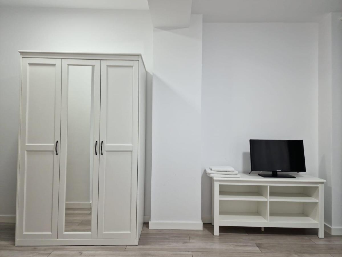 Catedral Apartment Bucharest Luaran gambar