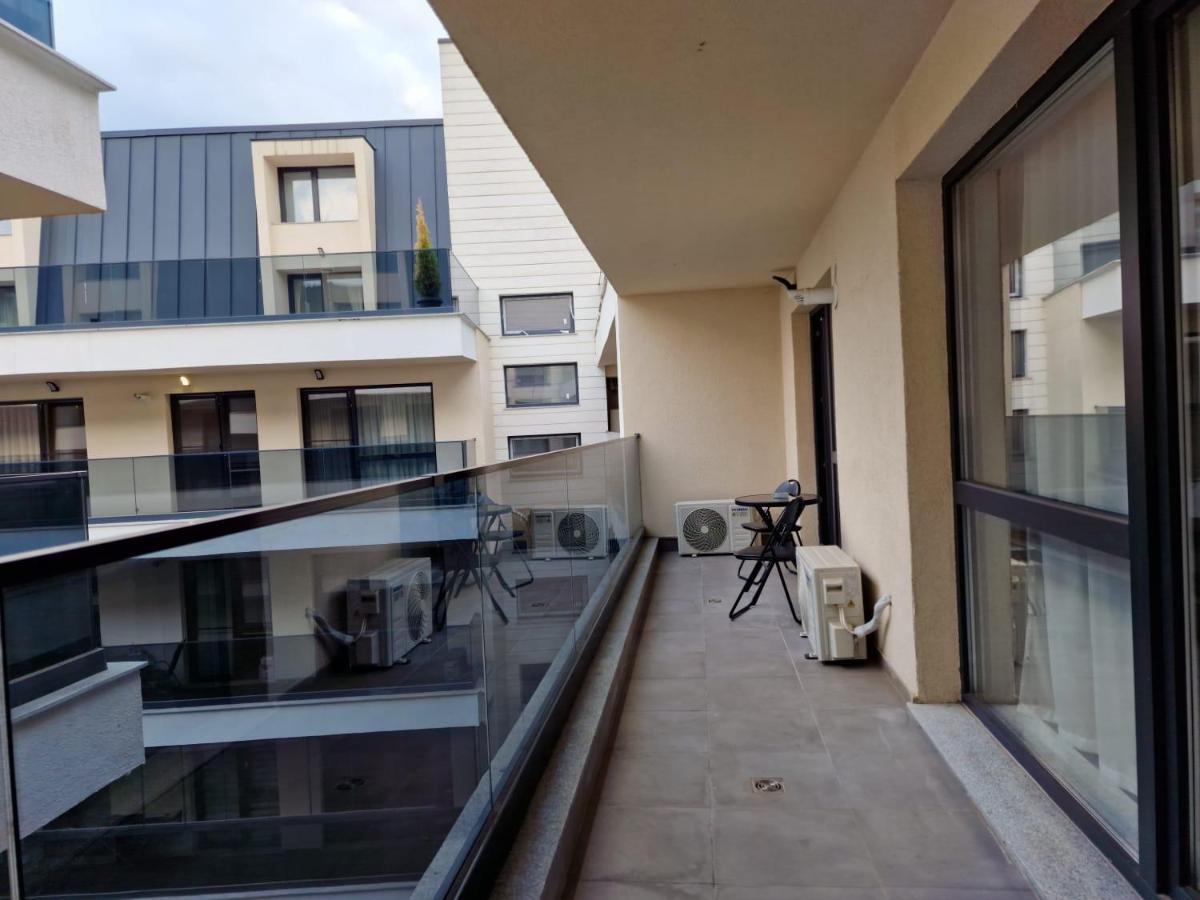 Catedral Apartment Bucharest Luaran gambar