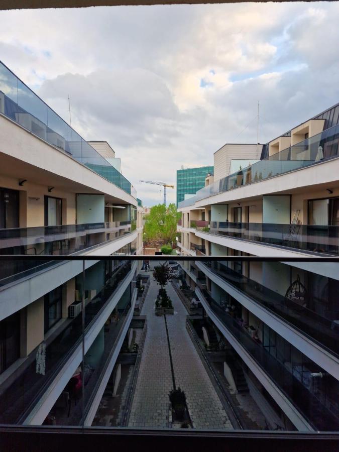 Catedral Apartment Bucharest Luaran gambar